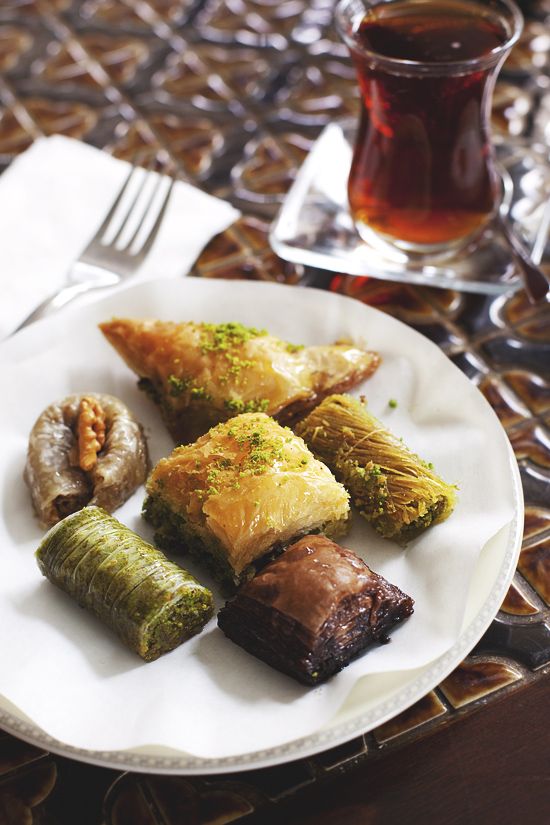 Baklava Assortment - 50 pieces per tray