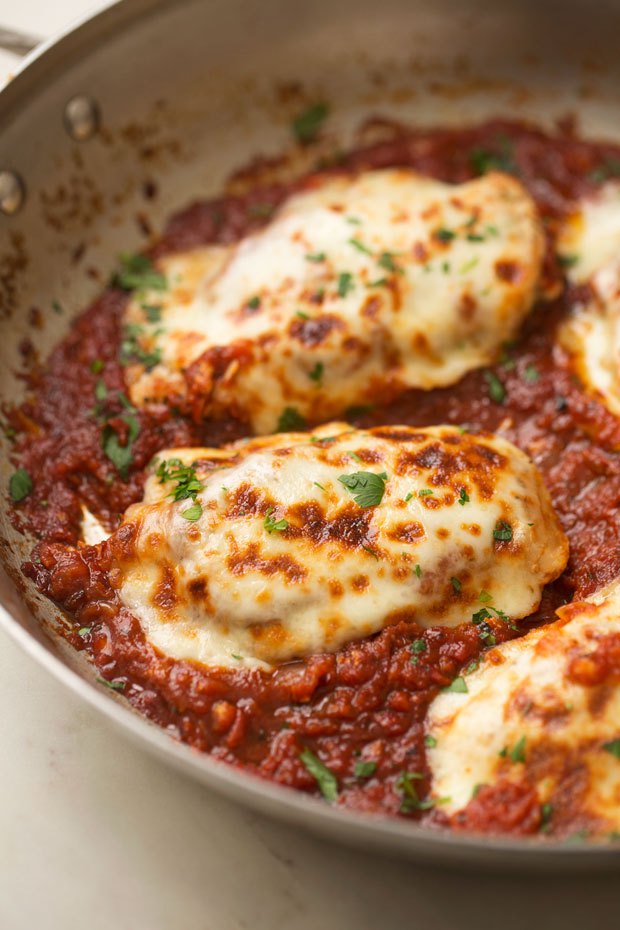 Mozzarella Chicken in Homemade Tomato Sauce