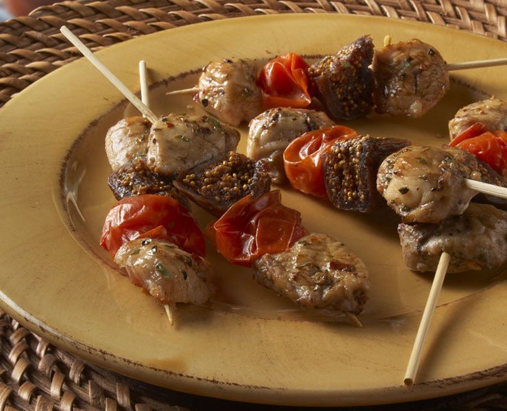 Mediterranean Chicken, Fig & Tomato Kabob - 100 pieces per tray