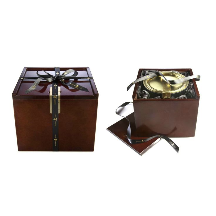 Cafe Carmellata au Sel Pecans in Wooden Gift Box