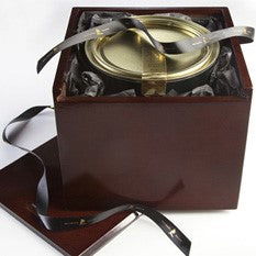 Cafe Carmellata au Sel Pecans in Wooden Gift Box