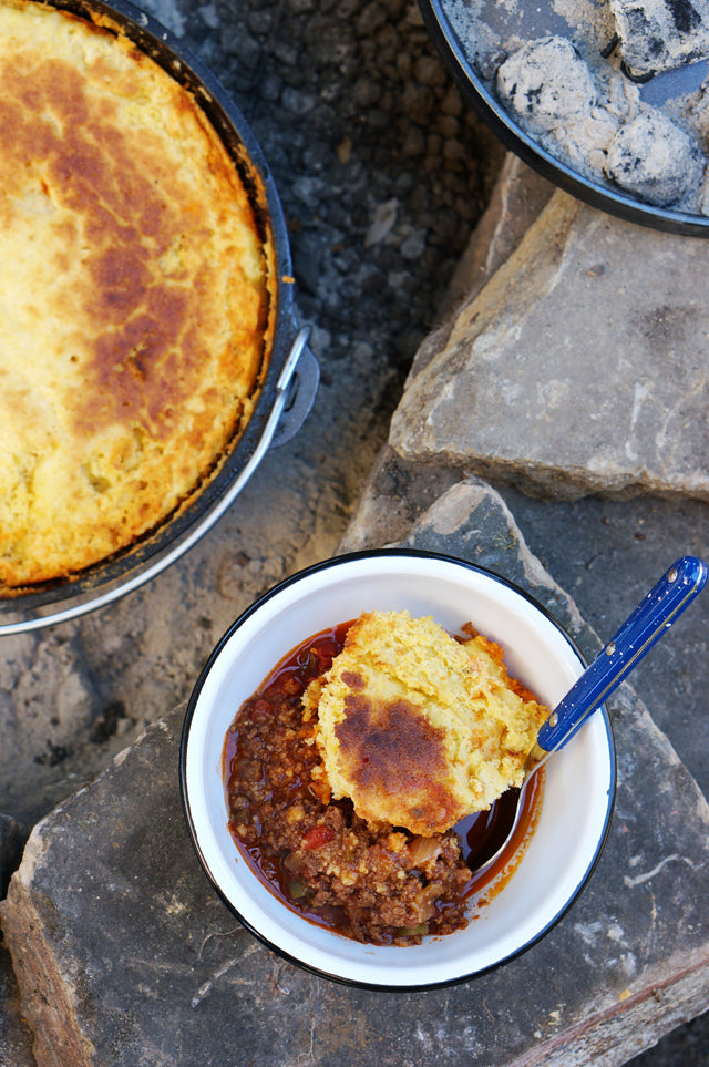 CAMP CHILI & CORNBREAD
