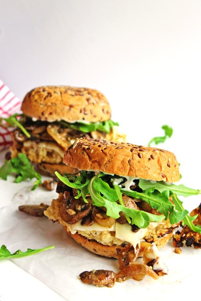CAULIFLOWER QUINOA BURGERS WITH MUSHROOMS AND ONIONS