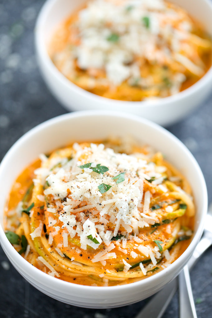 Creamy Roasted Red Pepper Zucchini Noodles