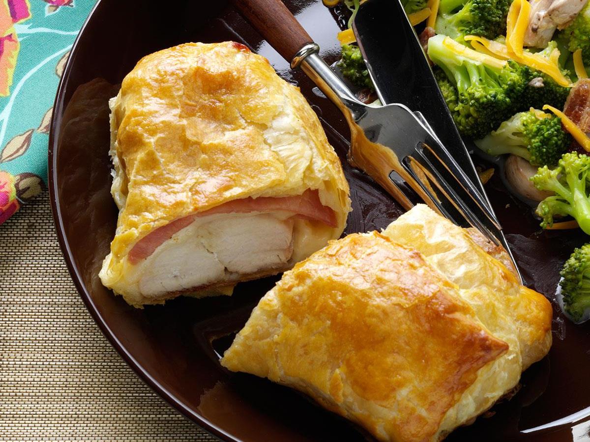 Mini Chicken Cordon Bleu in Puff Pastry - 50 pieces per tray