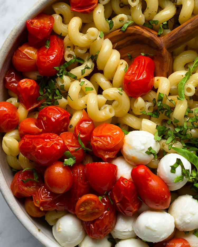 Roasted Tomato Caprese Pasta Salad
