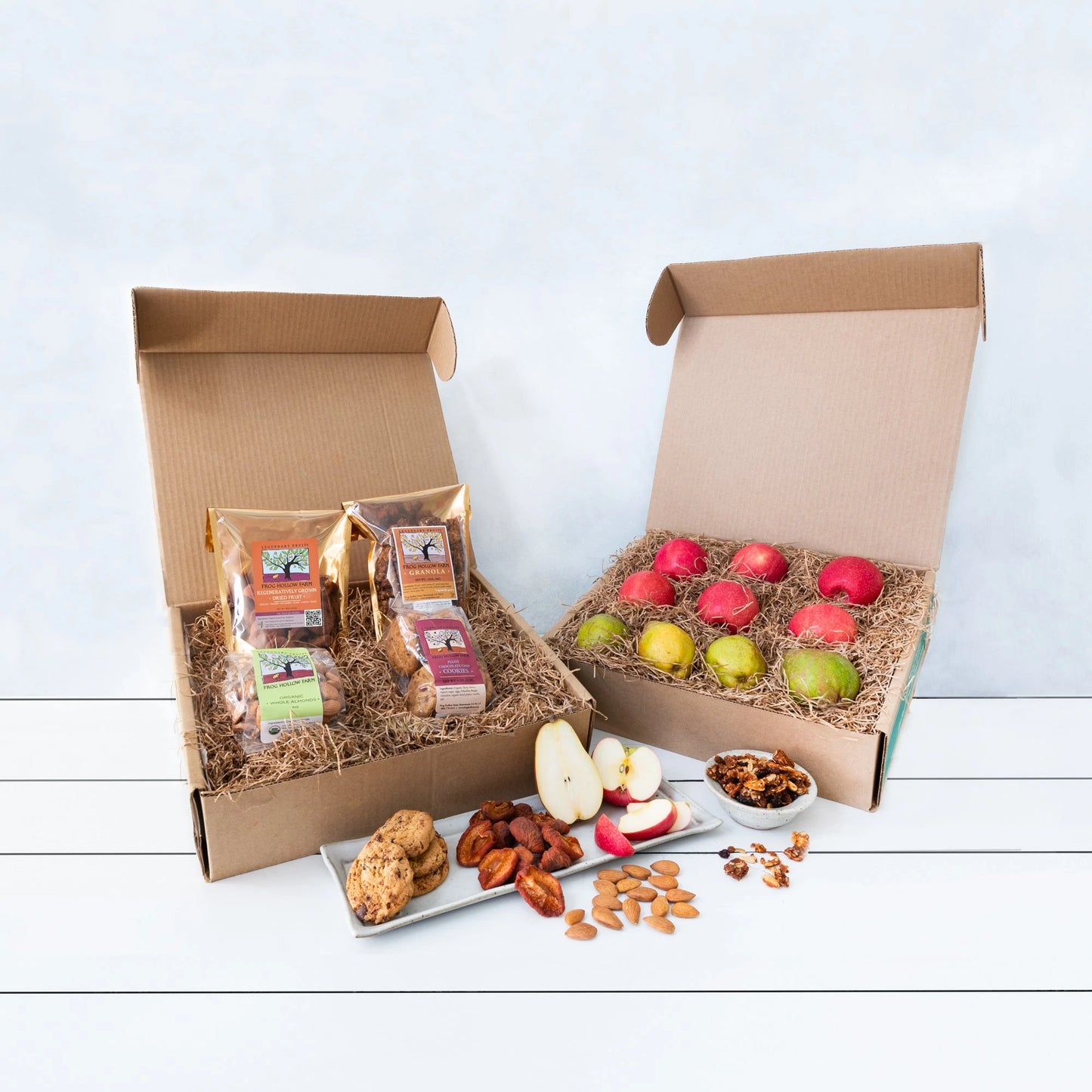 Deluxe Fruit & Snack Box