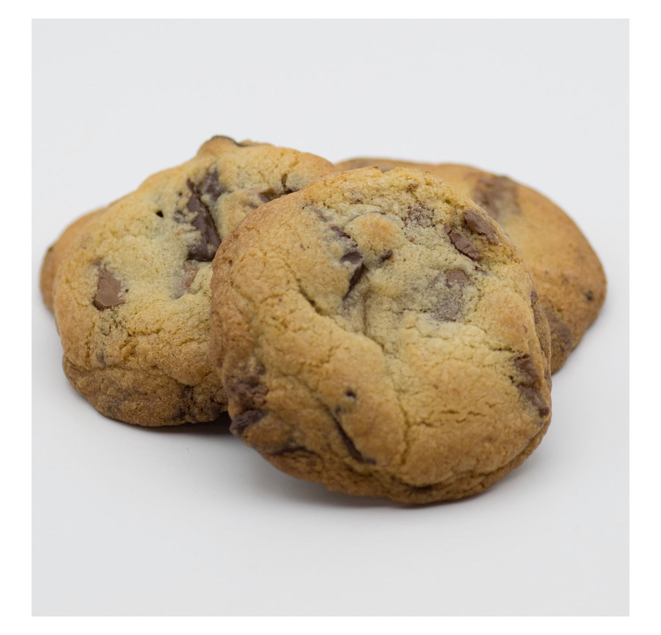 MAE Fine Foods Gourmet Chocolate, French Macarons & Chocolate Chunk Cookie Large Gift Basket