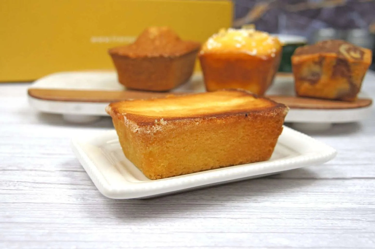 Petite Loaf Cake - Vanilla, Chocolate Marble, Limoncello or Mojito, Serves 2-3
