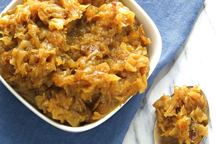 Käsespätzle (Cheesy Spaetzle With Caramelized Onions & Crispy Shallots)