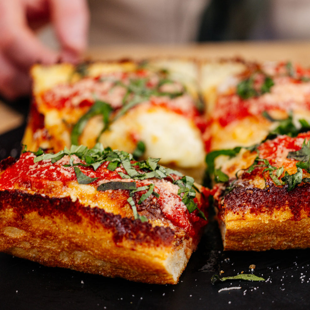 Detroit Style Pizza Home Pizza Making Kit - 5 Piece Gift Set