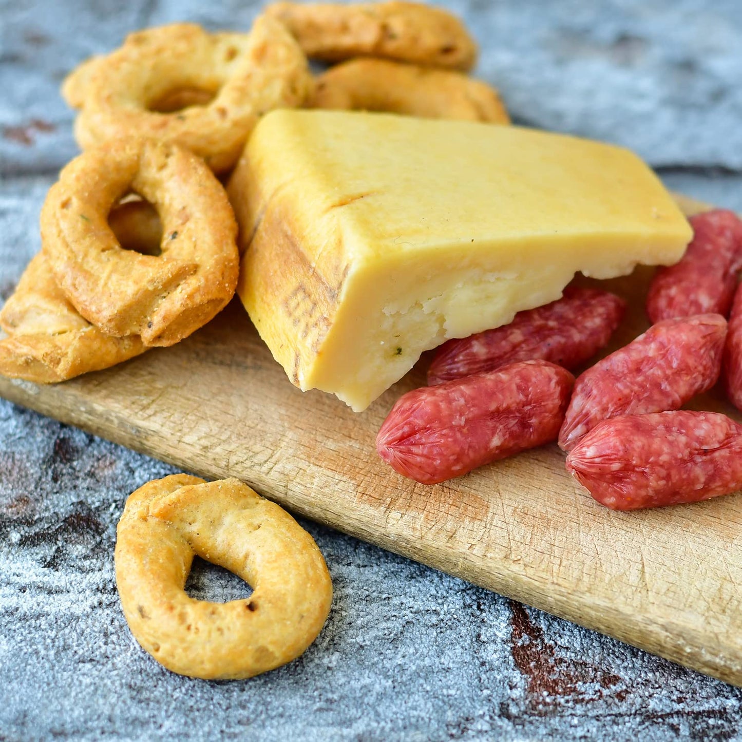 Sanniti Italian Taralli Pugliese Caserecci Tradizionale - Italian Crackers - 8.8 oz - Pack 5