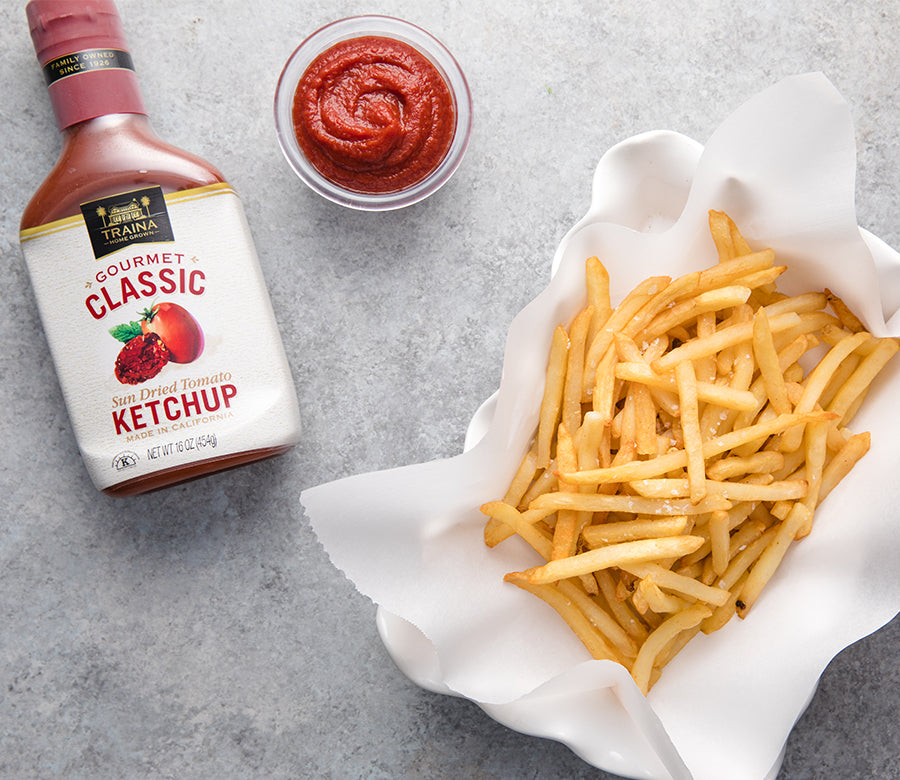 Traina Home Grown Gourmet Classic and Sriracha Ketchup Pack - No Corn Syrup, Non-GMO, 16 oz - Pack of 2