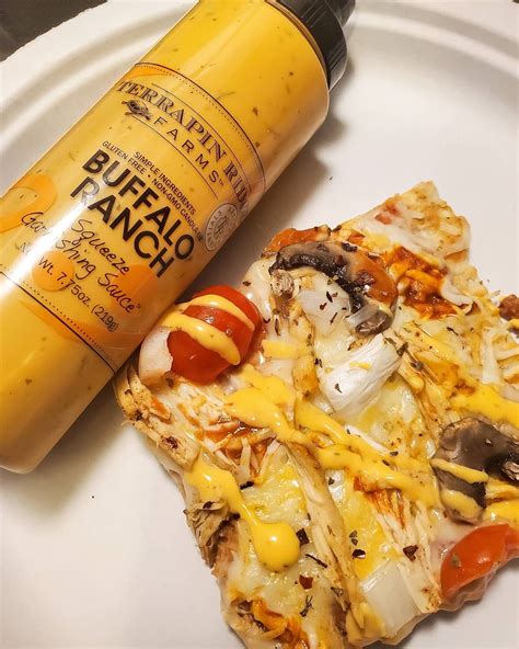 Terrapin Ridge Farms Squeeze Me Baby Sampler Set – One Each of Buffalo Ranch, Bacon Aioli, and Spicy Chipotle Garnishing - Three 7.75 oz Bottles - Pack of 3 Squeeze Bottles