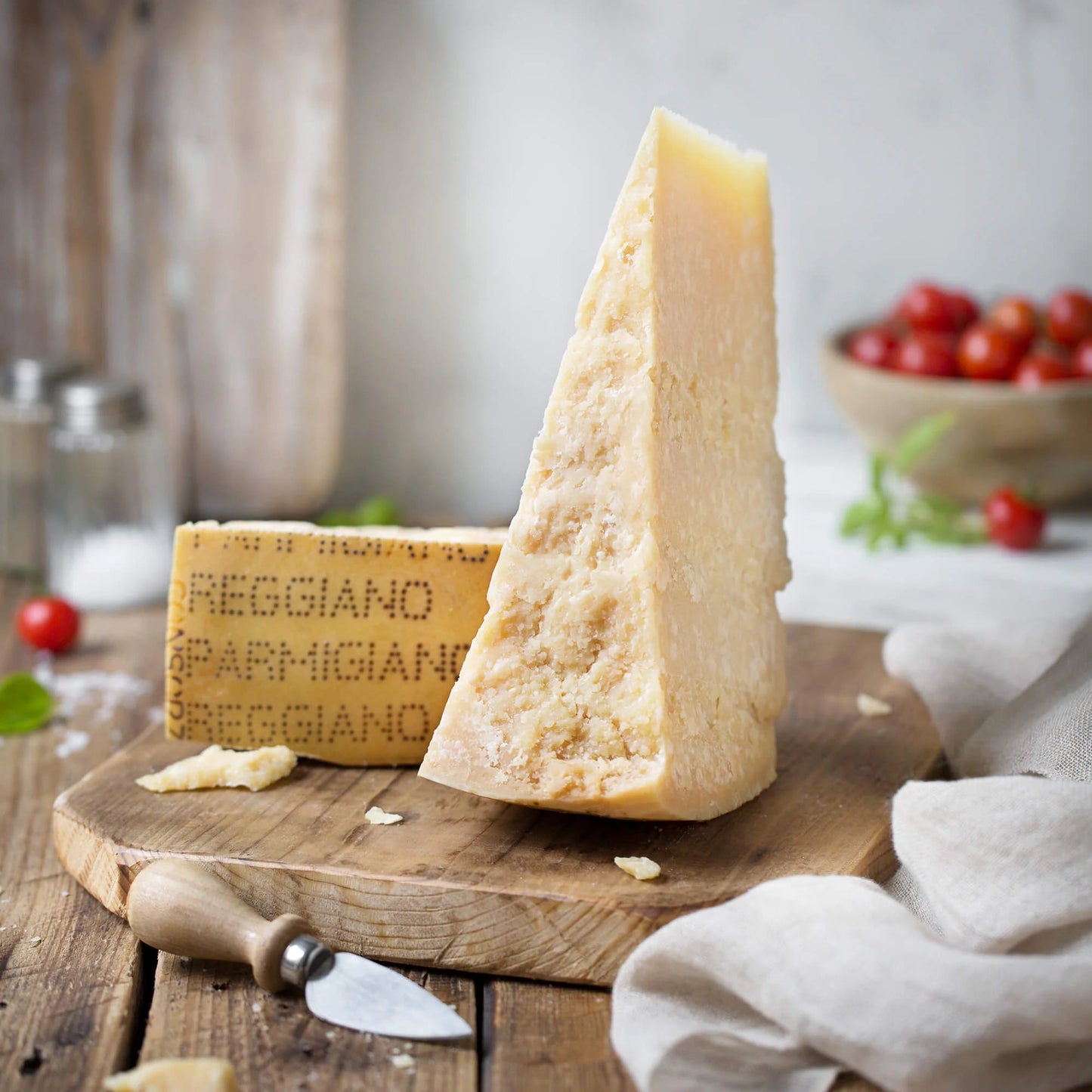 Classic Margherita Pizza Kit - Crusts, EVOO, Parmigiano Reggiano Cheese, Tomato Basil Passata Puree - Imported from Italy