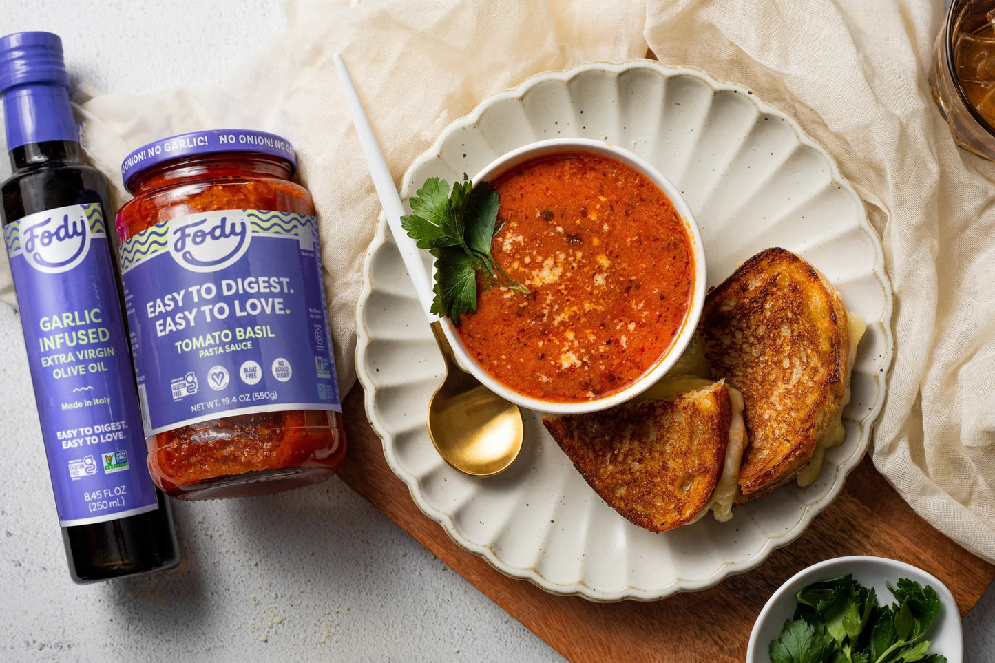 Fody Foods Tomato Basil Pasta Sauce, 19.4 Oz, Garlic and Onion Free, Low FODMAP Certified, Gut & IBS Friendly, Vegan, Non-GMO, Gluten Free, Kosher - Pack of 2