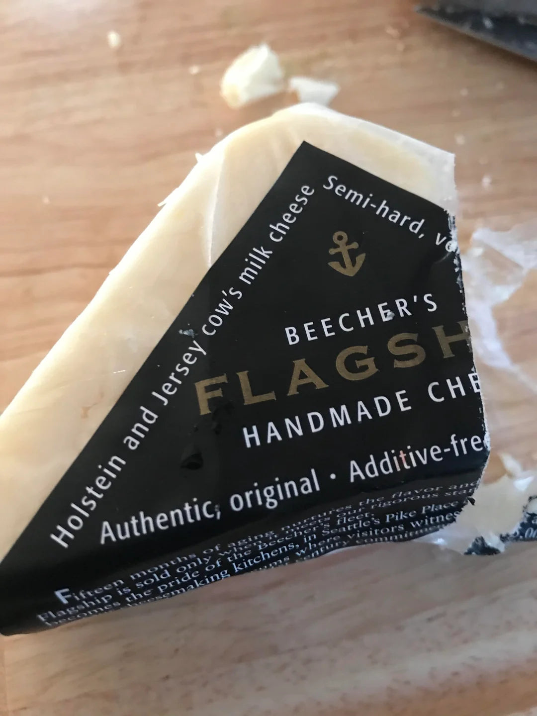 Beechers Flagship Cheddar Cheese - 8 oz