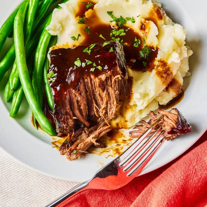 Slow Braised Beef Short Ribs - 10 oz - 25/Case