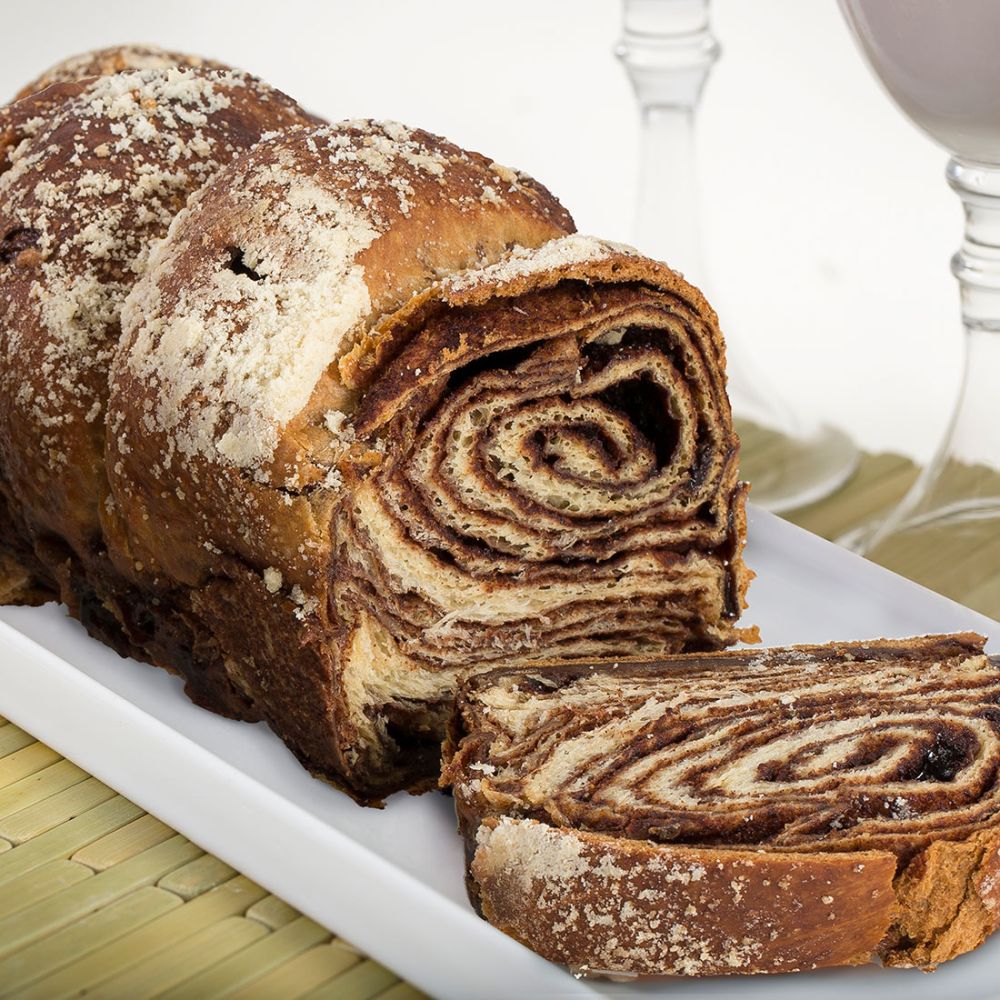 Green's Bakery (1) Chocolate and (2) Cinnamon Babka Cakes Pareve Babka Bread - Pack of 3