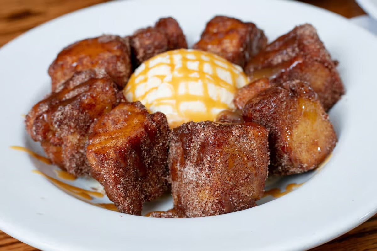 Sweet Street Vanilla Crispy Bread Pudding Bites - 62 oz - 4/Case