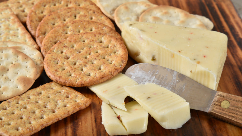 Delightful Cheese & Cracker Collection, Gluten Free