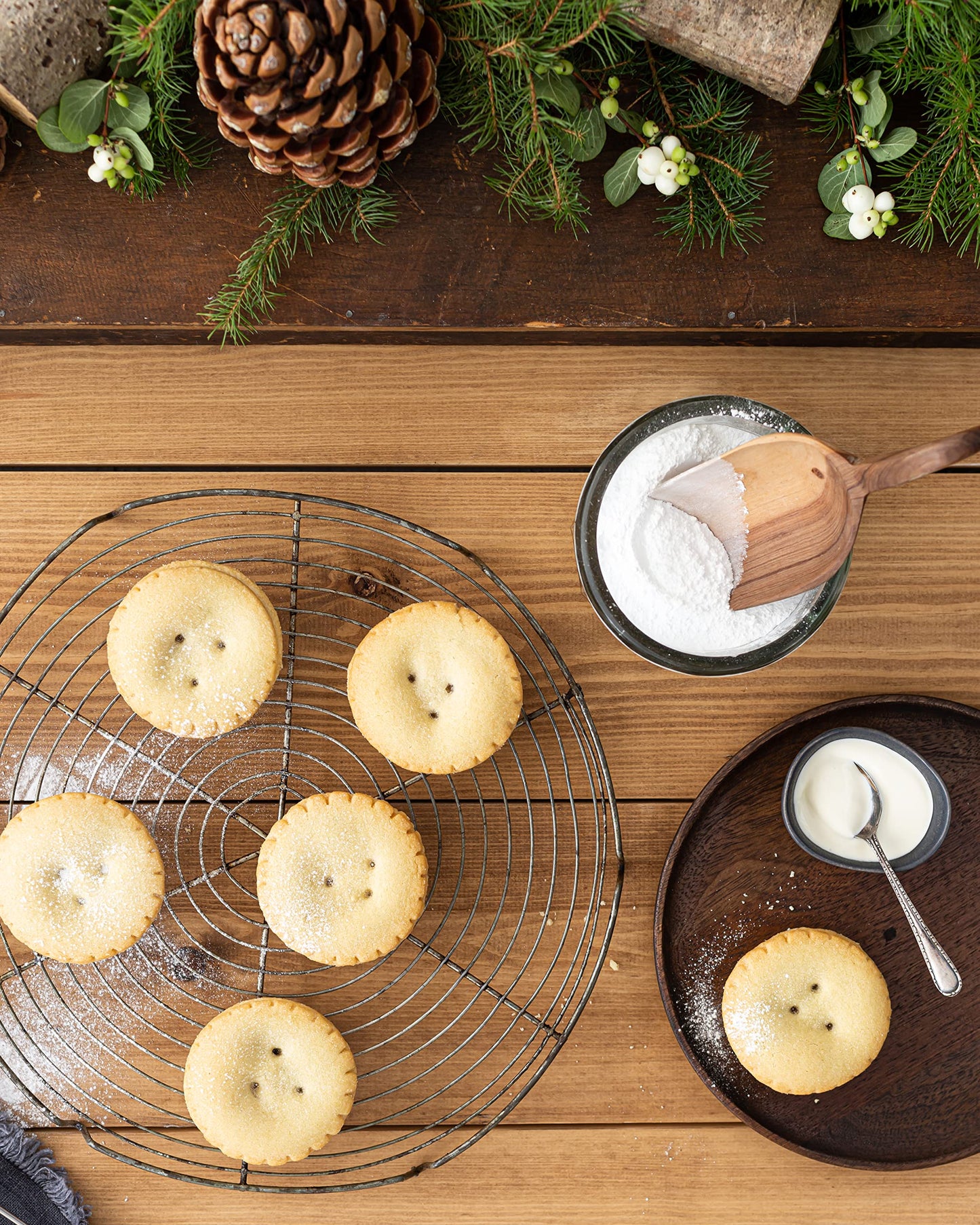 Walker’s Shortbread Glenfiddich Mincemeat Tarts - 6 Count, Pack of 2 - Mince Pies Infused with Glenfiddich Single Malt Scotch Whisky