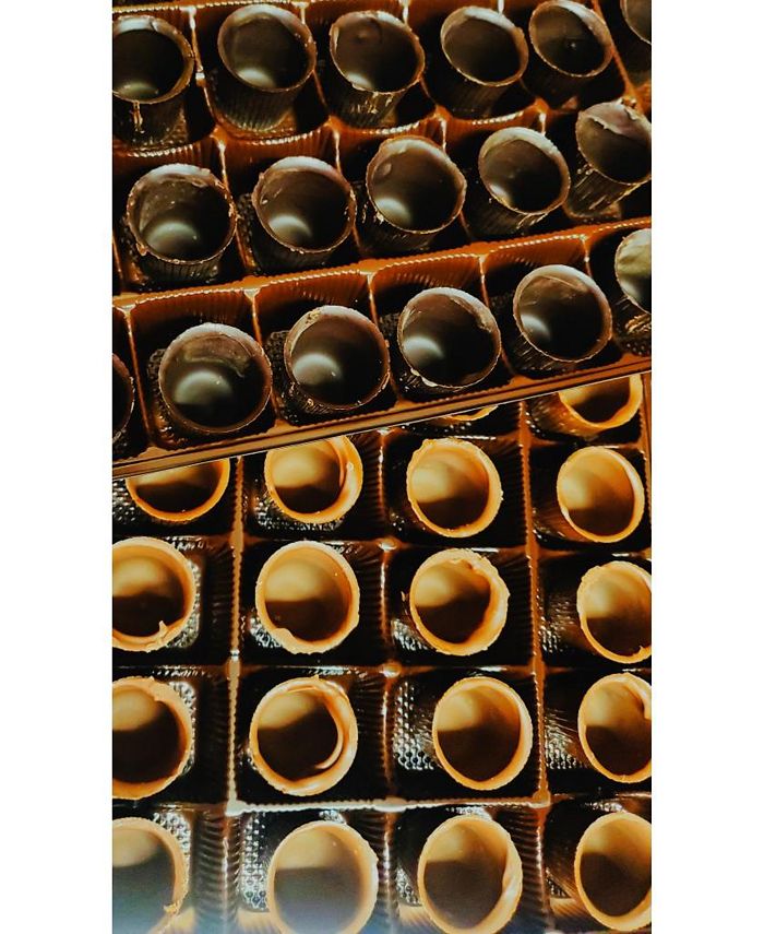 Lang's Chocolates Liqueur Shots, Dessert Cups, Cordials - Milk Chocolate or Dark Chocolate - Gluten Free - 320/Case