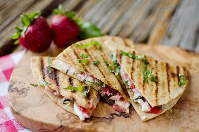STRAWBERRY BASIL & HONEY GOAT-CHEESE-QUESADILLAS