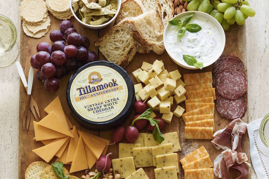 Tillamook Vintage White Extra Sharp Cheddar Cheese - 5 lb - 2 per case