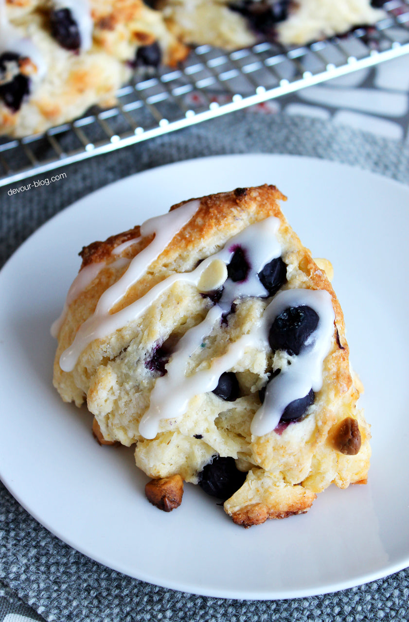 WHITE CHOCOLATE BLUEBERRY SCONES - 1 Dozen