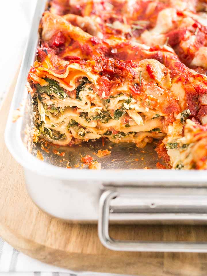 Homestyle Holiday Lasagna - Serves 10 - 12 - Vegetarian or Bolognese Meat Sauce
