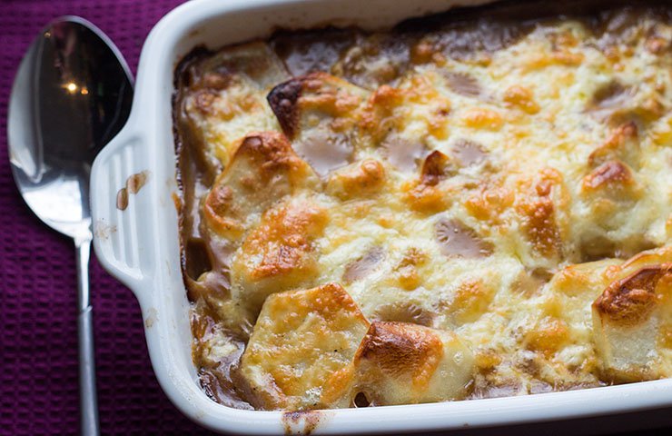 Cottage Pie Topped with Scalloped Potato Gratin