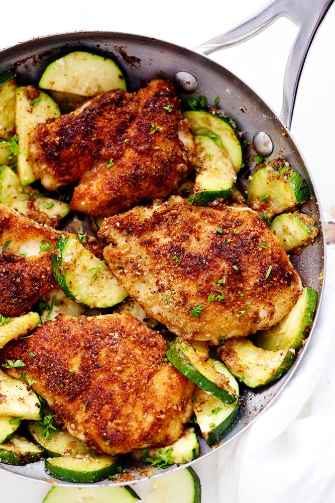 Crispy Parmesan Garlic Chicken with Zucchini