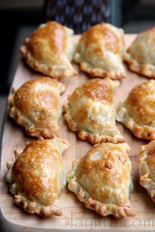 Mini Mushroom & Leek Empanadas - 35 pieces per tray