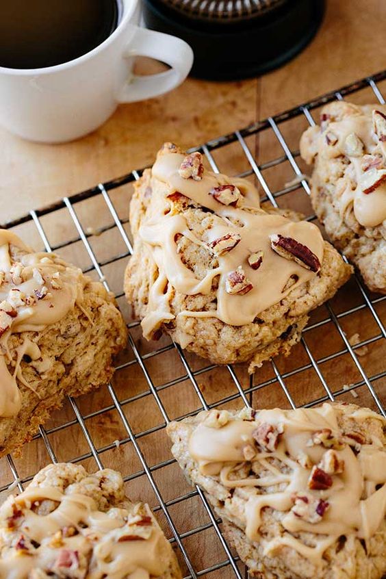 Maple Pecan Scones - 1 Dozen