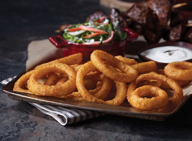 Brewcity Beer Battered Thick Onion Rings - 2.5 lb - 6/Case