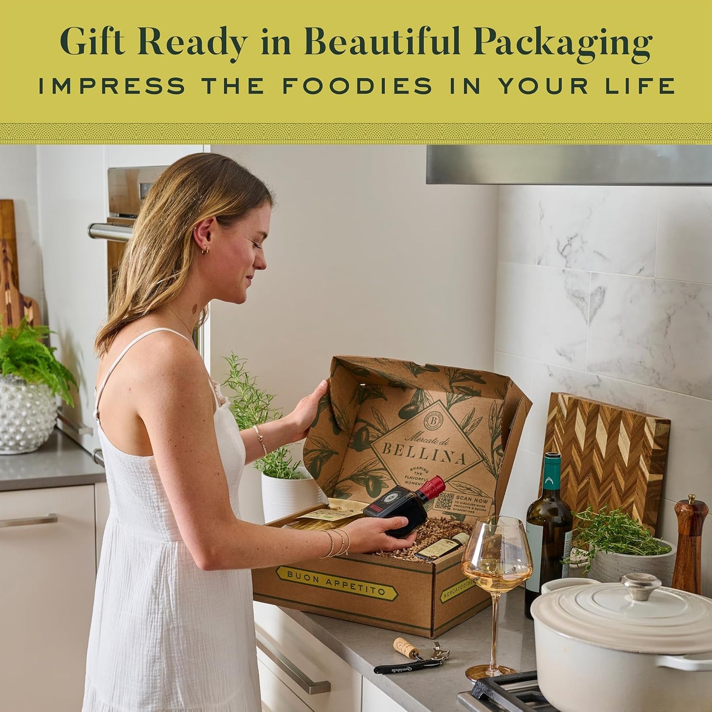 Mercato di Bellina Italian Food Gift Basket, La Cucina Italiana - A Vegan-Friendly, All-Natural Pasta Gift Basket, Gourmet Present for Foodies