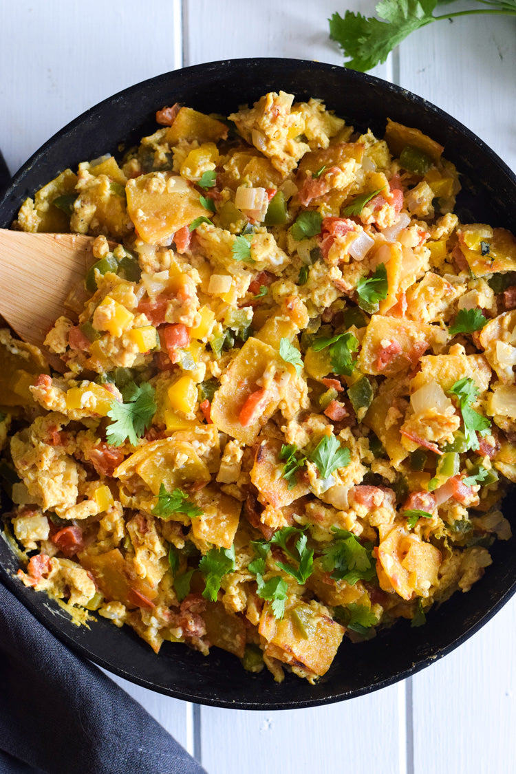 Migas (Mexican Egg Tortilla Breakfast Skillet)