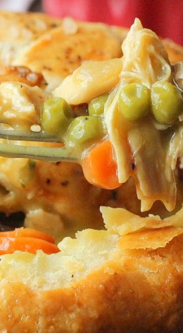 Baked Chicken Pot Pie w/ Biscuit Crust