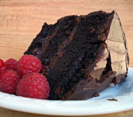 Chocolate Raspberry Ganache Cake