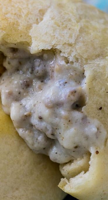 Chicken Sausage & Gravy Buttermilk Turnovers - 96 pieces per tray