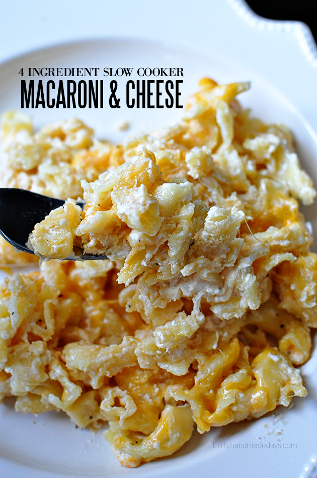 Slow Cooker Macaroni and Cheese