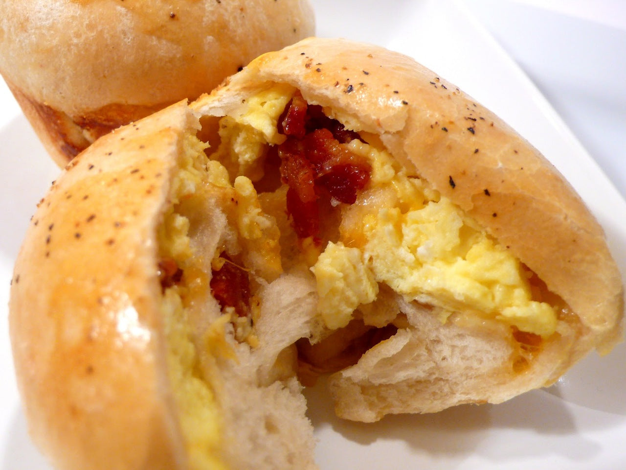 Southern Style Biscuit Stuffed with Egg, Applewood Bacon and Cheddar Cheese - 14 per tray