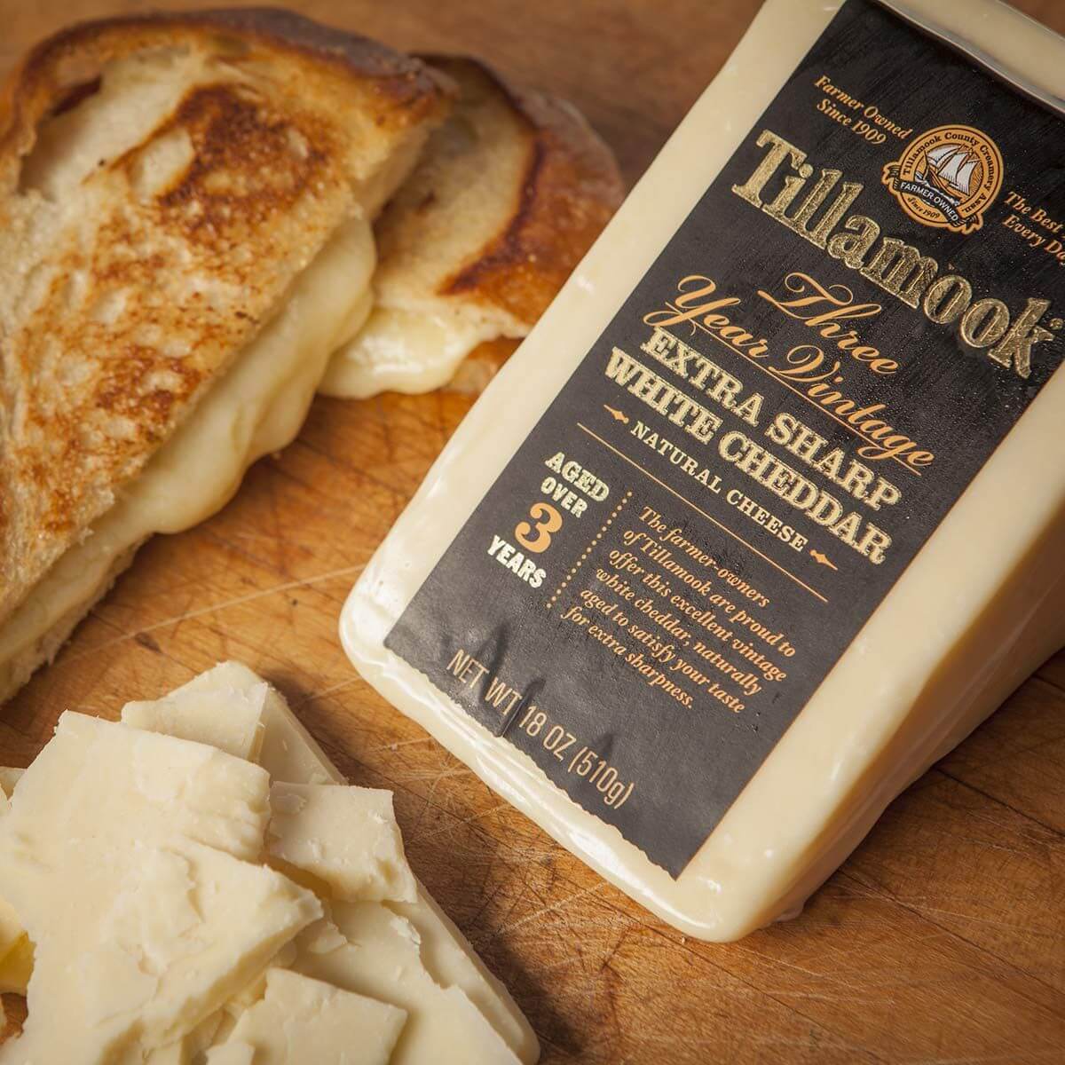 Tillamook Vintage White Extra Sharp Cheddar Cheese - 5 lb - 2 per case