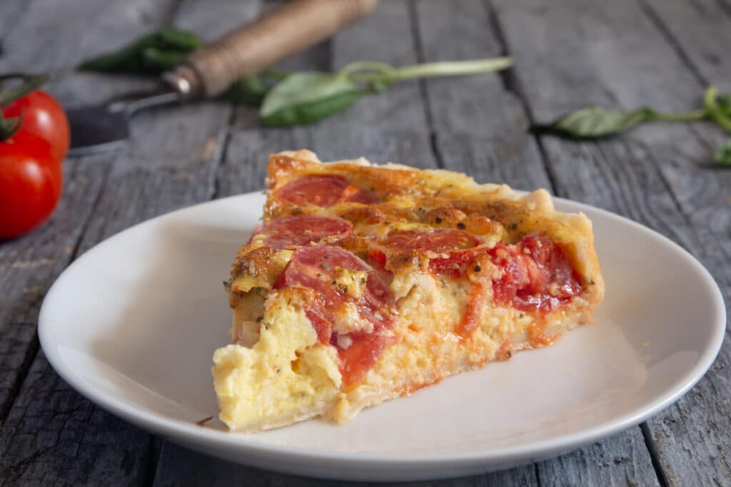 Tomato Cheddar Tomato Quiche