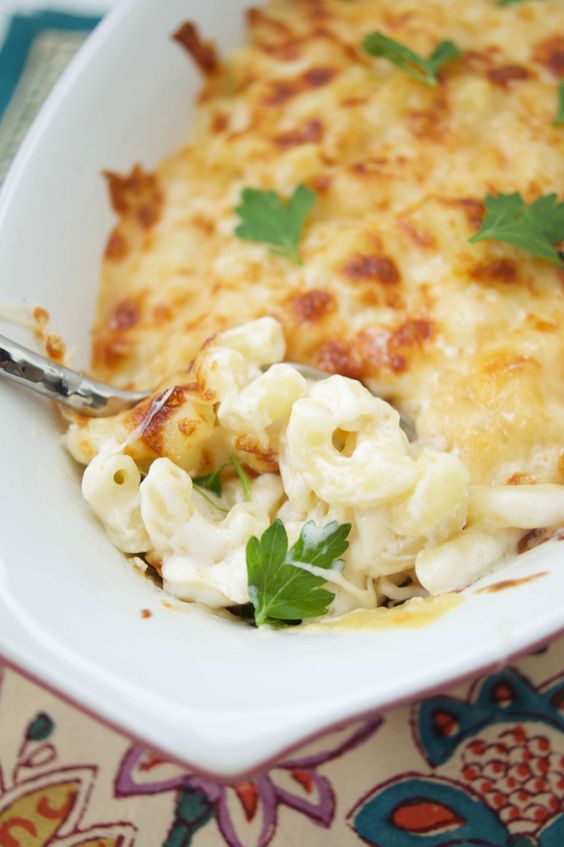 Ultimate Macaroni & Cheese Casserole