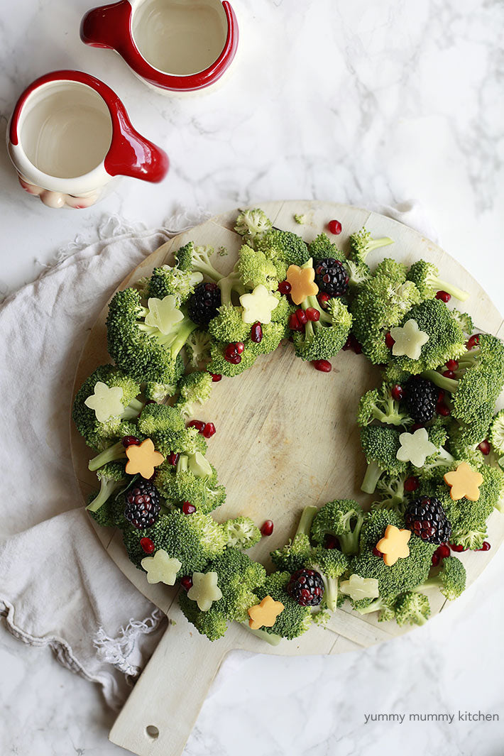 Holiday Wreath Cheese Boards / Food Wreath Boards