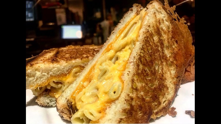 WindsorDale Vermont Maple Sriracha Cheese