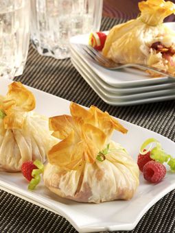 Caramel Apple in Beggar's Purse - 50 pieces per tray