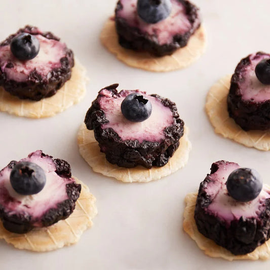 Celebrity Blueberry Cinnamon Chevre Goat Cheese Log - 12/Case